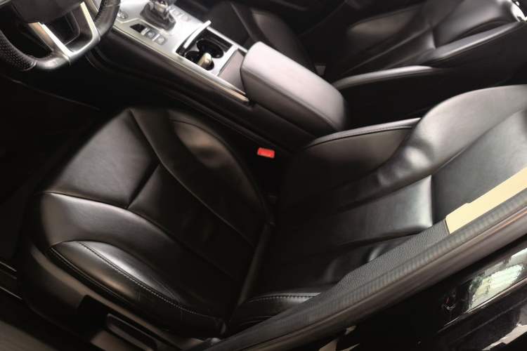 Used Hongqi H5 2022 Classic Model Facelift 1.5T DCT Qiyun Edition Left Front Seat