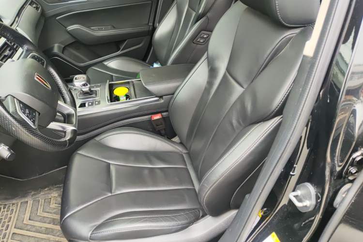 Used Hongqi H5 2022 Classic Model Facelift 1.8T Automatic Smart Connect Flagship Edition Left Front Seat