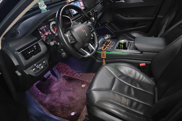Used Hongqi H5 2022 Classic Model Facelift 1.8T Automatic Smart Connect Flagship Edition Left Front Seat