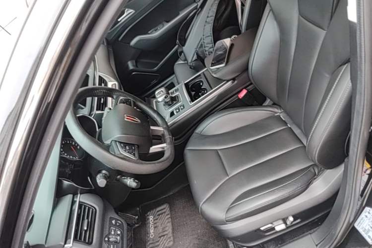 Used Hongqi H5 2022 Classic Model Facelift 1.8T Automatic Smart Connect Flagship Edition Left Front Seat