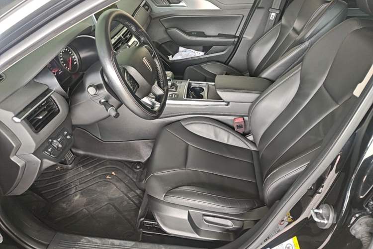 Used Hongqi H5 2022 Classic Model Facelift 1.5T DCT Qiyun Edition Left Front Seat
