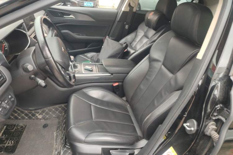 Used Hongqi H5 2022 Classic Model Facelift 1.5T DCT Qiyun Edition Left Front Seat