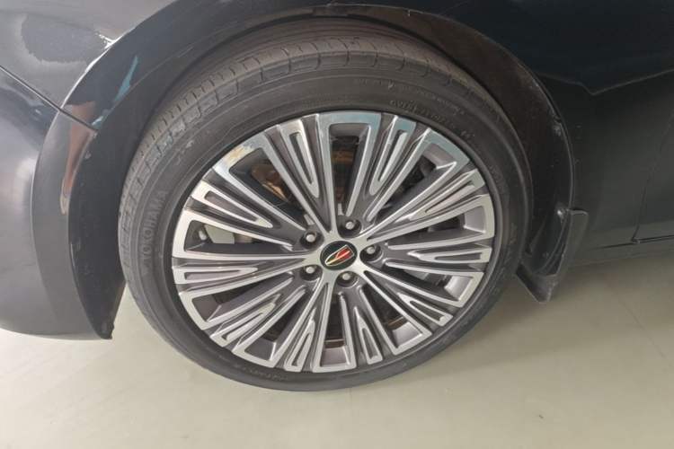 Used Hongqi H5 2022 Classic Model Facelift 1.5T DCT Qiyun Edition Left Front Wheel Hub