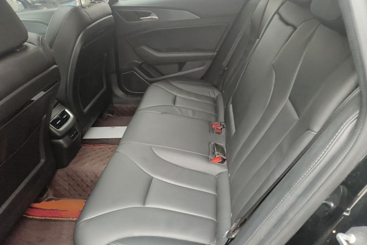 Used Hongqi H5 2022 Classic Model Facelift 1.5T DCT Qiyun Edition Left Rear Seat