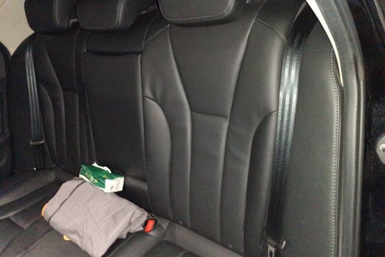 Used Hongqi H5 2022 Classic Model 1.5T DCT Flagship Edition Left Rear Seat