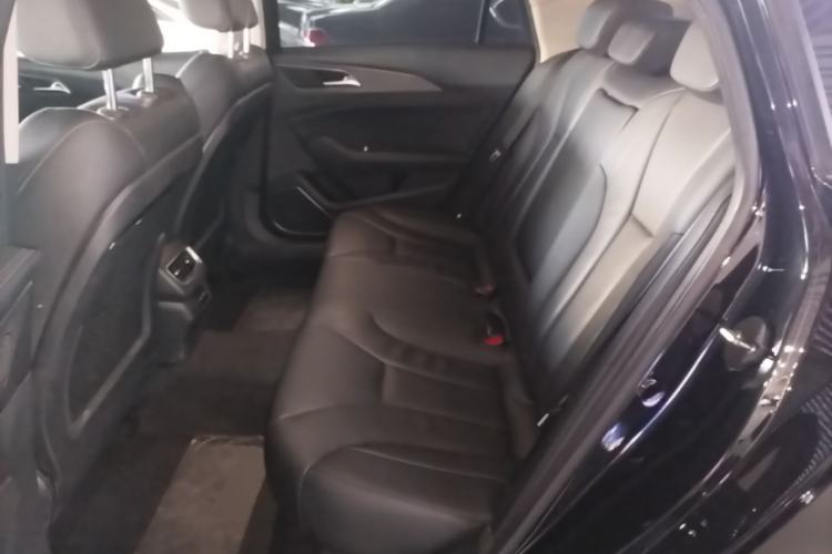 Used Hongqi H5 2022 Classic Model Facelift 1.5T DCT Qiyun Edition Left Rear Seat