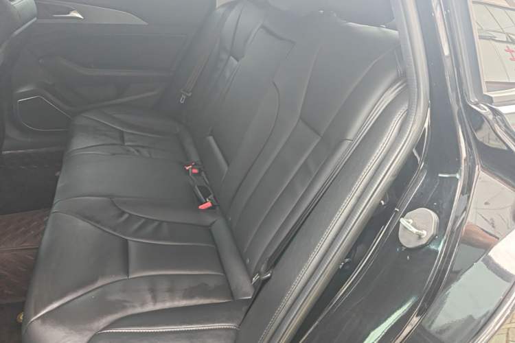 Used Hongqi H5 2022 Classic Model Facelift 1.5T DCT Qiyun Edition Left Rear Seat