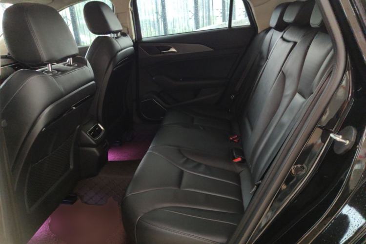 Used Hongqi H5 2022 Classic Model 1.8T Automatic Smart Connect Flagship Edition Left Rear Seat