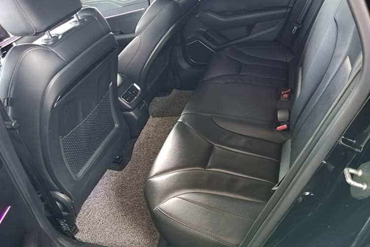 Used Hongqi H5 2022 Classic Model Facelift 1.5T DCT Qiyun Edition Left Rear Seat