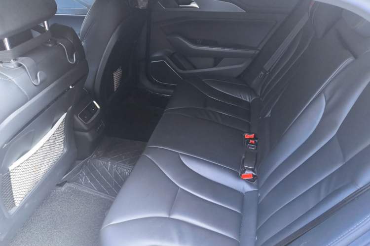 Used Hongqi H5 2022 Classic Model Facelift 1.5T DCT Qiyun Edition Left Rear Seat