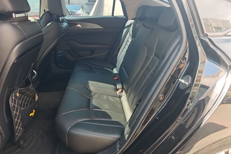 Used Hongqi H5 2022 Classic Model Facelift 1.5T DCT Qiyun Edition Left Rear Seat
