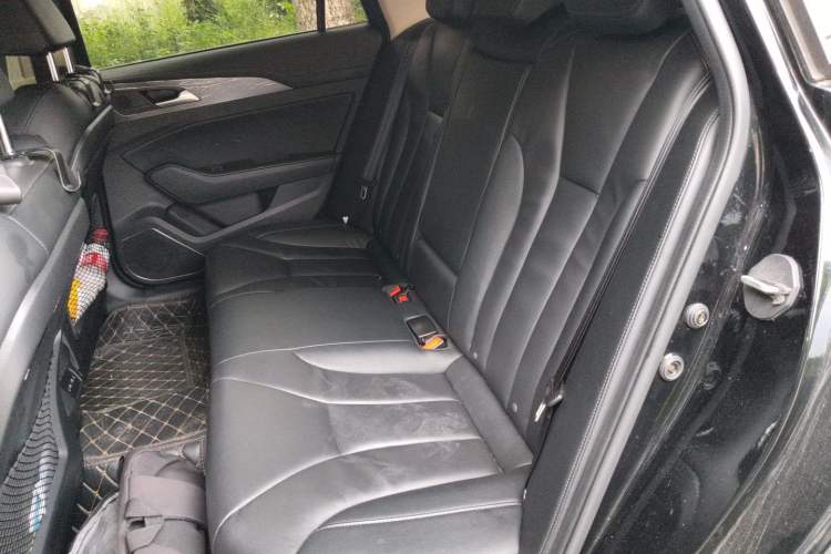 Used Hongqi H5 2022 Classic Model Facelift 1.5T DCT Qiyun Edition Left Rear Seat