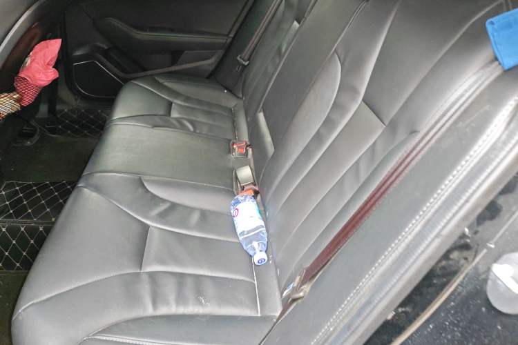 Used Hongqi H5 2022 Classic Model Facelift 1.5T DCT Qiyun Edition Left Rear Seat