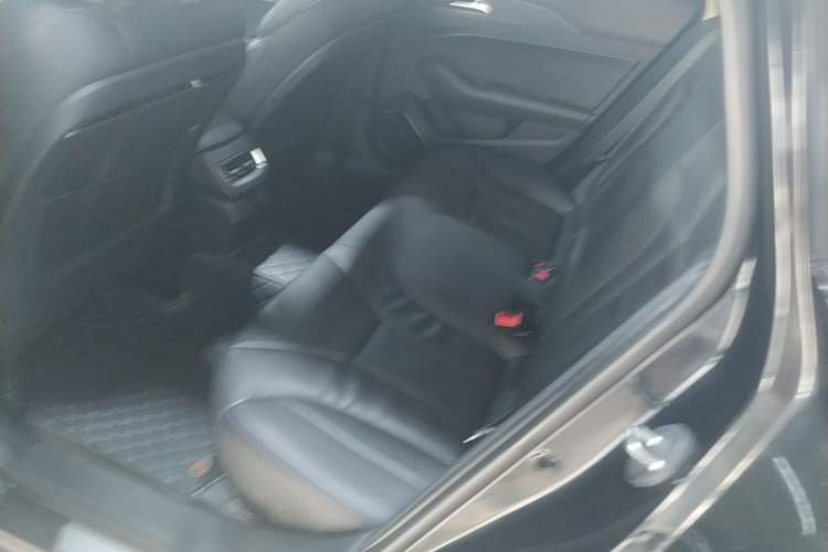 Used Hongqi H5 2022 Classic Model Facelift 1.5T DCT Qiyun Edition Left Rear Seat