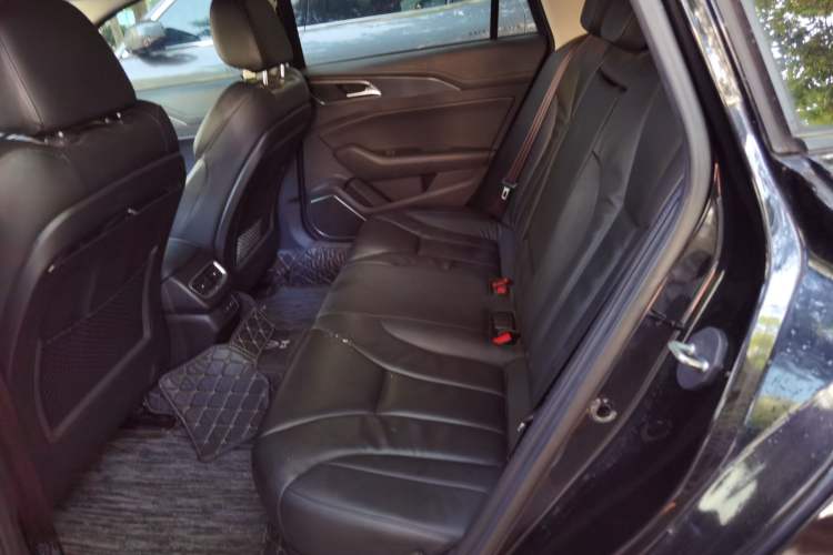 Used Hongqi H5 2022 Classic Model 1.5T DCT Flagship Edition Left Rear Seat