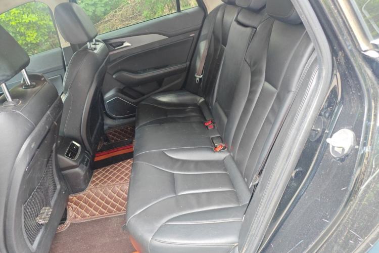 Used Hongqi H5 2022 Classic Model Facelift 1.5T DCT Qiyun Edition Left Rear Seat