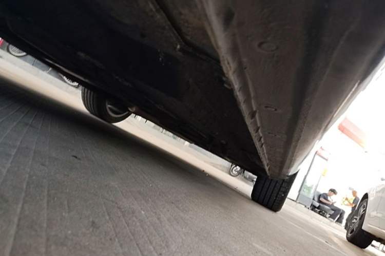 Used Hongqi H5 2022 Classic Model Facelift 1.5T DCT Qiyun Edition Left Side Sill
