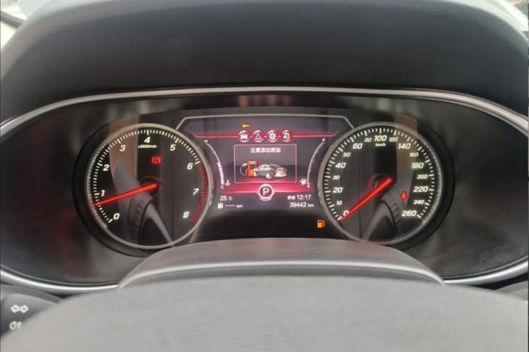 Used Hongqi H5 2022 Classic Model Facelift 1.5T DCT Qiyun Edition Odometer Close Up