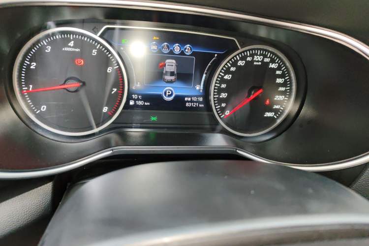 Used Hongqi H5 2022 Classic Model Facelift 1.5T DCT Qiyun Edition Odometer Close Up