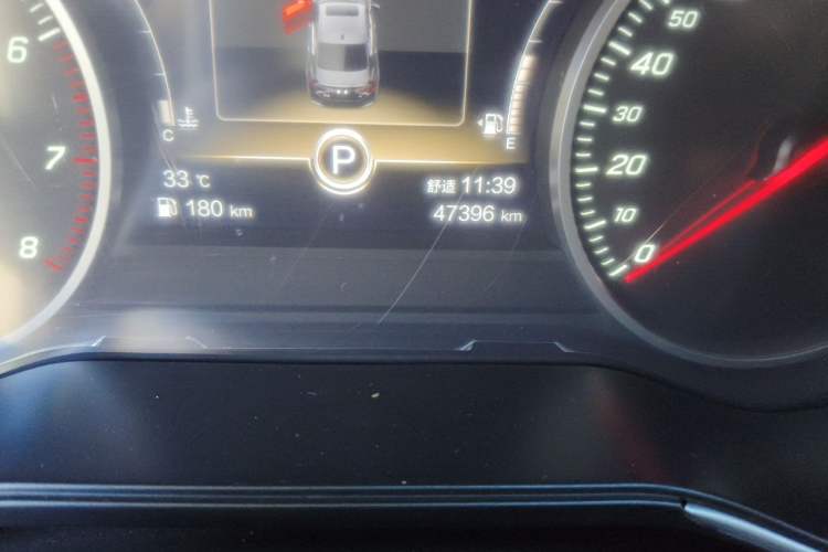 Used Hongqi H5 2022 Classic Model Facelift 1.5T DCT Qiyun Edition Odometer Close Up
