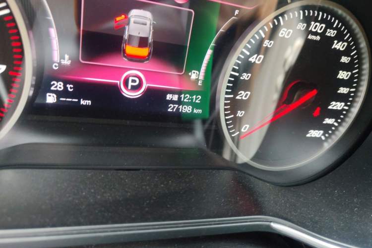 Used Hongqi H5 2022 Classic Model Facelift 1.5T DCT Qiyun Edition Odometer Close Up