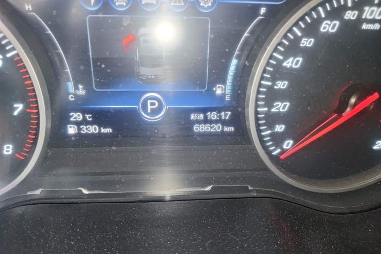 Used Hongqi H5 2022 Classic Model 1.8T Automatic Smart Connect Flagship Edition Odometer Close Up