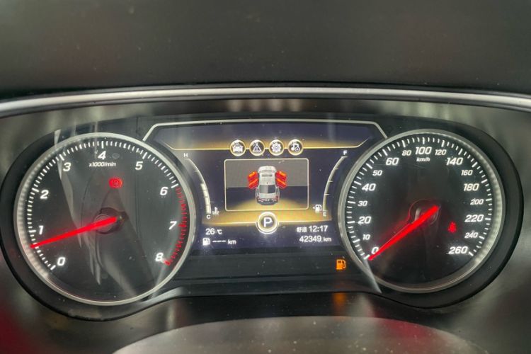 Used Hongqi H5 2022 Classic Model Facelift 1.5T DCT Qiyun Edition Odometer Close Up