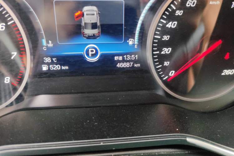 Used Hongqi H5 2022 Classic Model Facelift 1.5T DCT Qiyun Edition Odometer Close Up