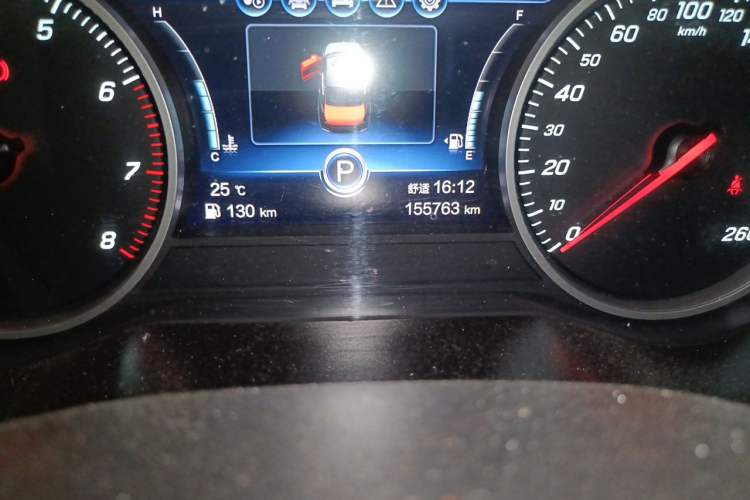 Used Hongqi H5 2022 Classic Model Facelift 1.8T Automatic Smart Connect Flagship Edition Odometer Close Up