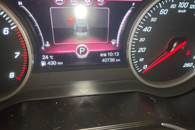 Used Hongqi H5 2022 Classic Model Facelift 1.5T DCT Qiyun Edition Odometer Close Up
