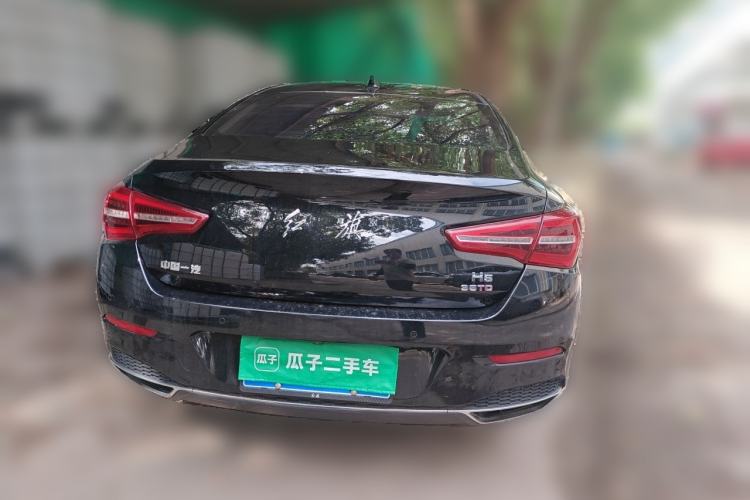 Used Hongqi H5 2022 Classic Model Facelift 1.8T Automatic Smart Connect Flagship Edition Rear