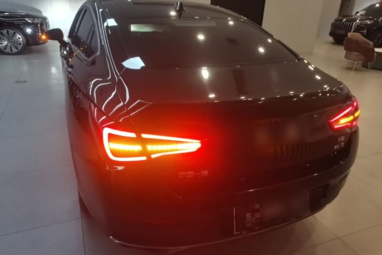 Used Hongqi H5 2022 Classic Model 1.8T Automatic Smart Connect Flagship Edition Rear