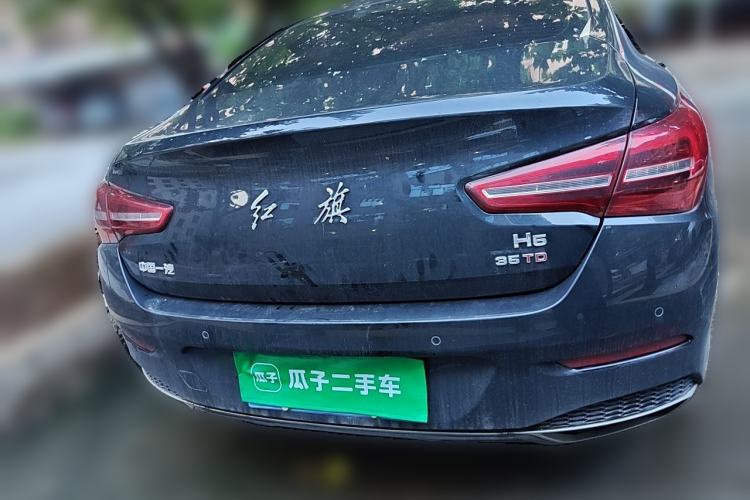 Used Hongqi H5 2022 Classic Model Facelift 1.8T Automatic Smart Connect Flagship Edition Rear