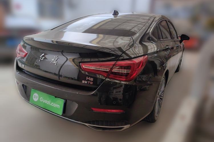 Used Hongqi H5 2022 Classic Model 1.8T Automatic Smart Connect Flagship Edition Rear Right 45 Deg