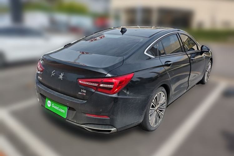 Used Hongqi H5 2022 Classic Model 1.8T Automatic Smart Connect Flagship Edition Rear Right 45 Deg
