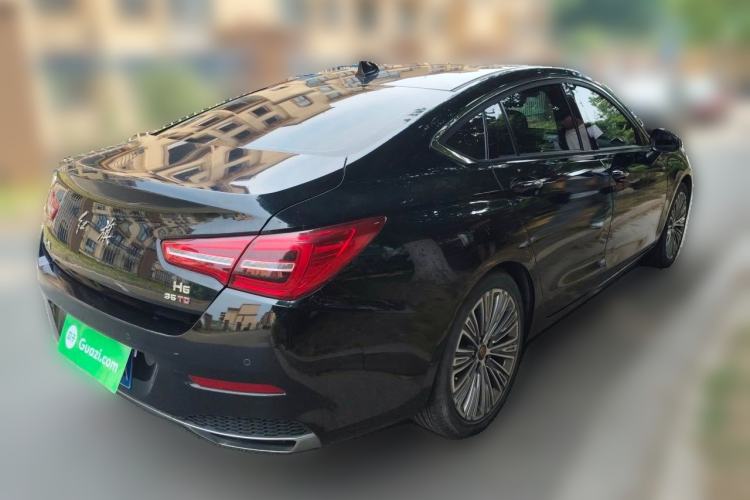 Used Hongqi H5 2022 Classic Model 1.8T Automatic Smart Connect Flagship Edition Rear Right 45 Deg