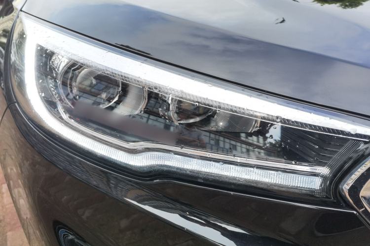 Used Hongqi H5 2022 Classic Model Facelift 1.5T DCT Qiyun Edition Right Front Headlight