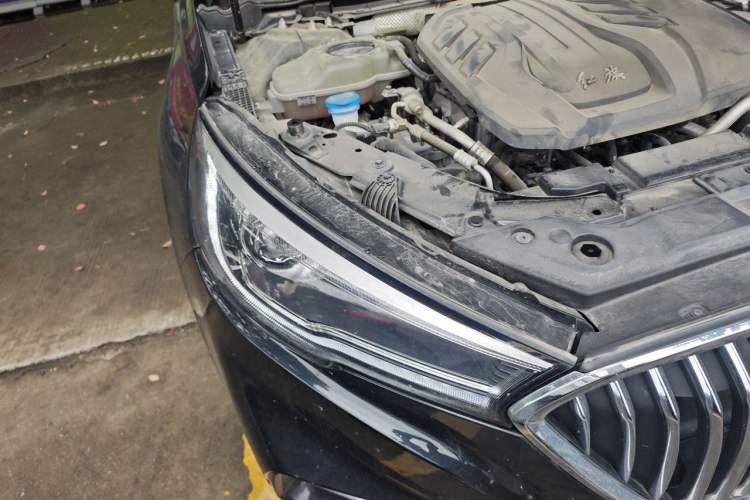 Used Hongqi H5 2022 Classic Model Facelift 1.5T DCT Qiyun Edition Right Front Headlight