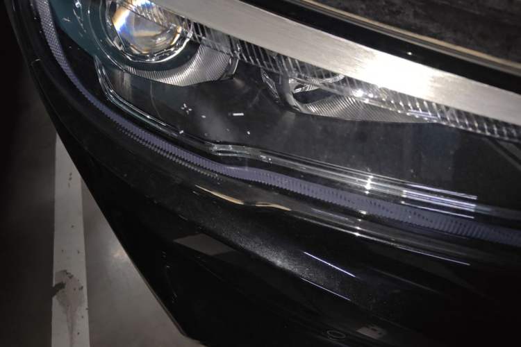Used Hongqi H5 2022 Classic Model Facelift 1.8T Automatic Smart Connect Flagship Edition Right Front Headlight