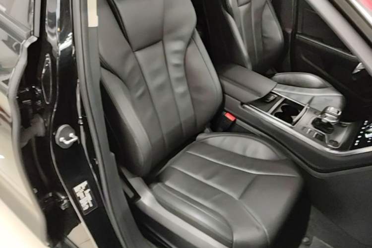 Used Hongqi H5 2022 Classic Model Facelift 1.5T DCT Qiyun Edition Right Front Seat