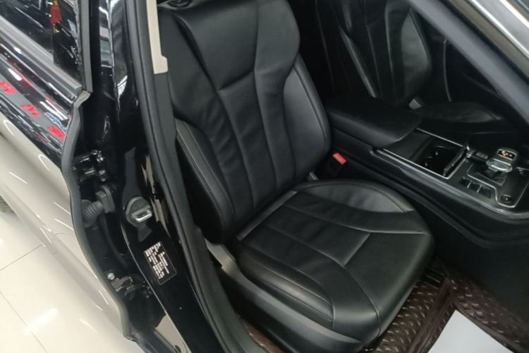 Used Hongqi H5 2022 Classic Model Facelift 1.8T Automatic Smart Connect Flagship Edition Right Front Seat