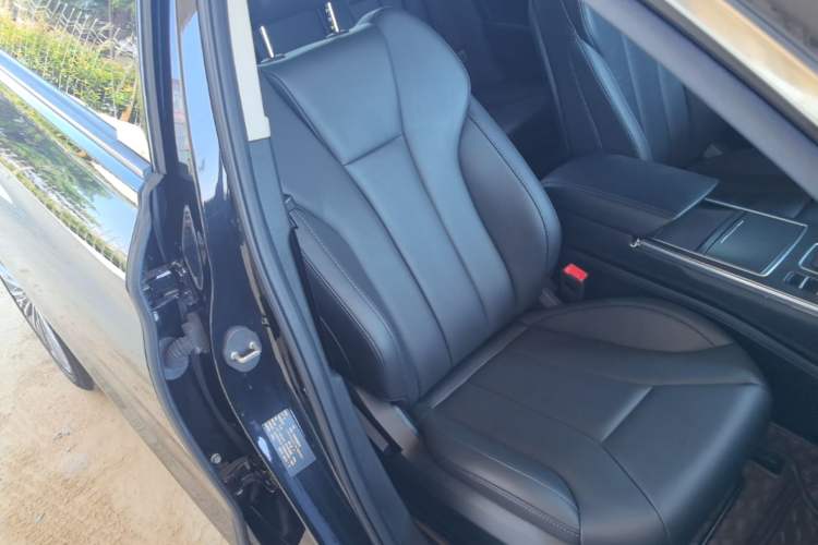 Used Hongqi H5 2022 Classic Model Facelift 1.5T DCT Qiyun Edition Right Front Seat
