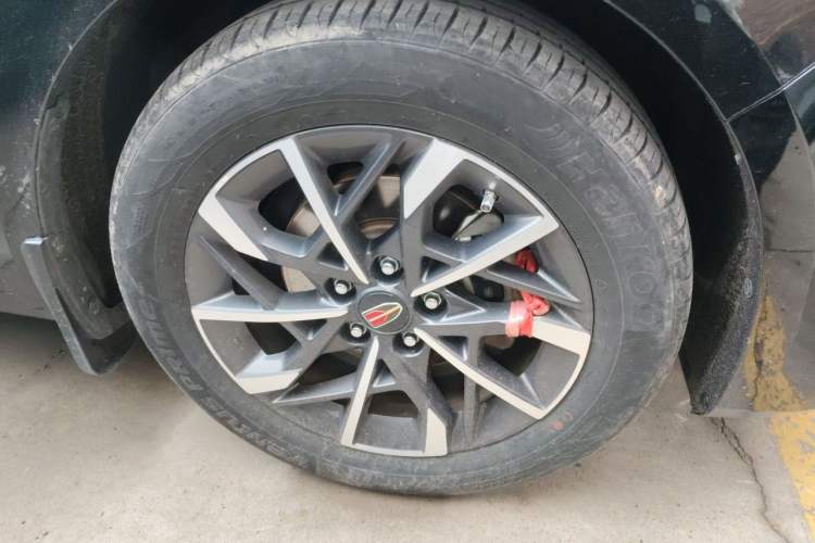 Used Hongqi H5 2022 Classic Model 1.5T DCT Flagship Edition Right Front Wheel Hub