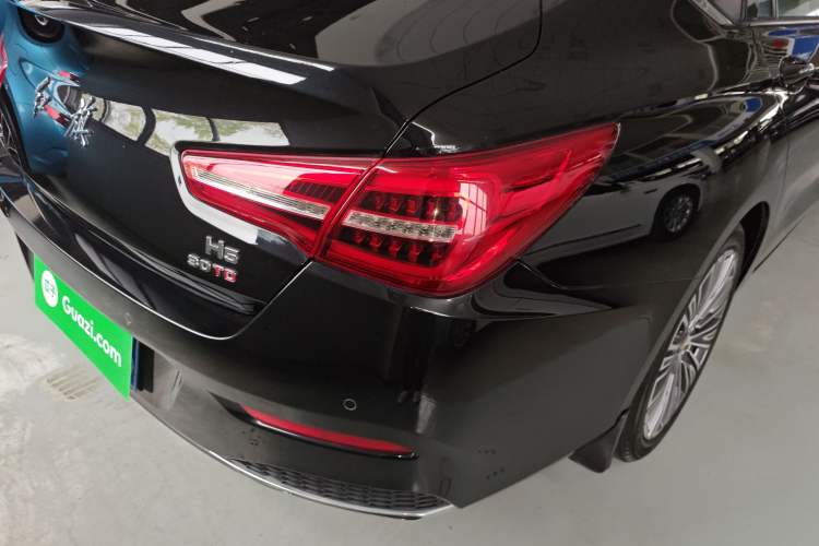 Used Hongqi H5 2022 Classic Model Facelift 1.5T DCT Qiyun Edition Right Rear Taillight