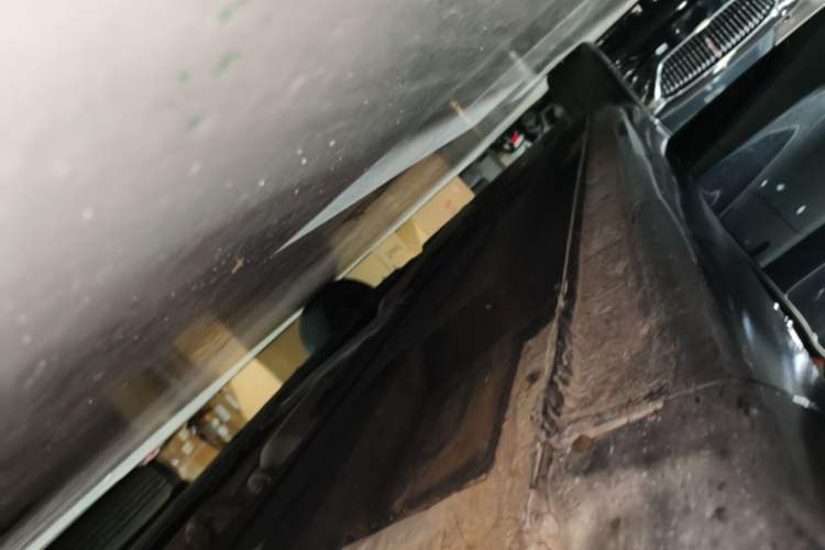 Used Hongqi H5 2022 Classic Model Facelift 1.5T DCT Qiyun Edition Right Side Sill