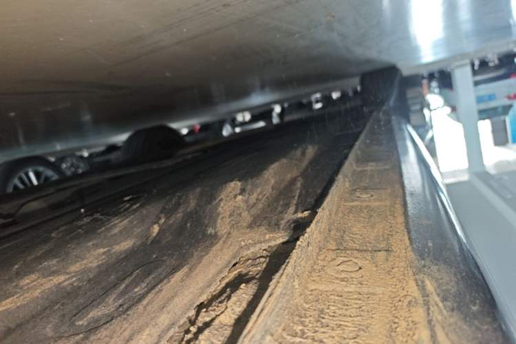 Used Hongqi H5 2022 Classic Model Facelift 1.5T DCT Qiyun Edition Right Side Sill