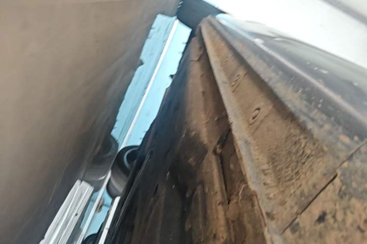 Used Hongqi H5 2022 Classic Model Facelift 1.5T DCT Qiyun Edition Right Side Sill