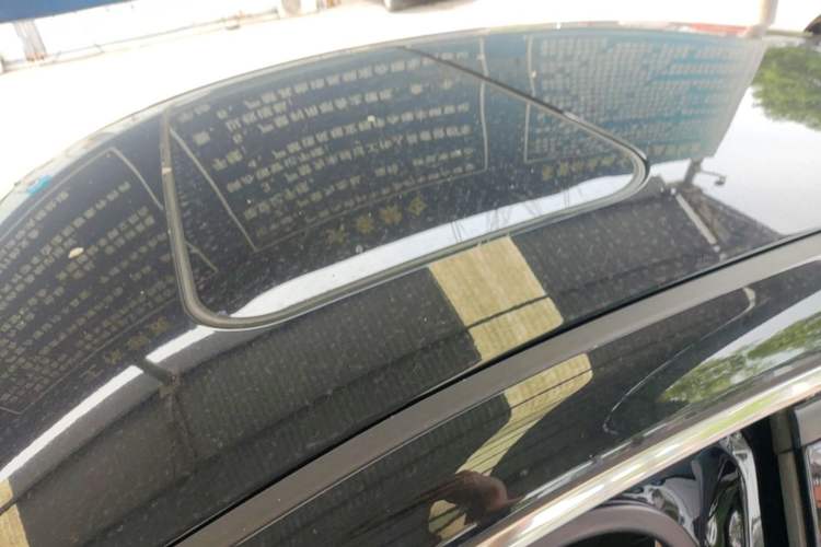 Used Hongqi H5 2022 Classic Model 1.5T DCT Flagship Edition Roof