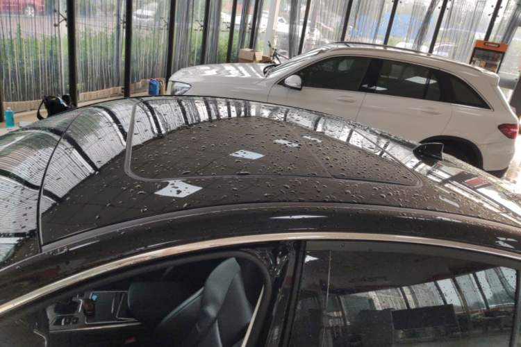 Used Hongqi H5 2022 Classic Model 1.8T Automatic Smart Connect Flagship Edition Roof