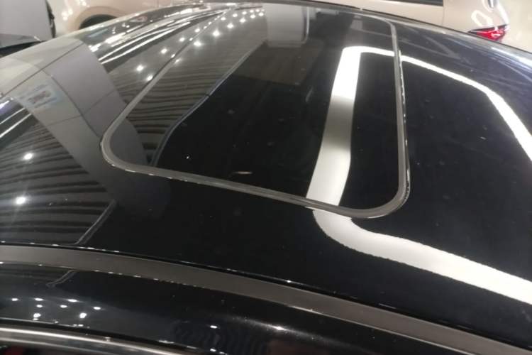 Used Hongqi H5 2022 Classic Model Facelift 1.5T DCT Qiyun Edition Roof